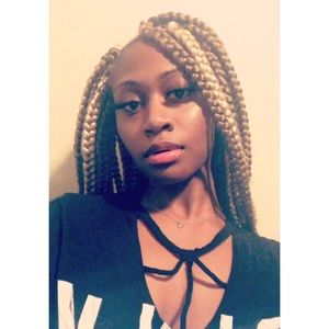 Meet your Posher, Raven